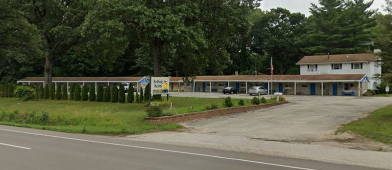 Buffalo Motel - From Web Listing (newer photo)